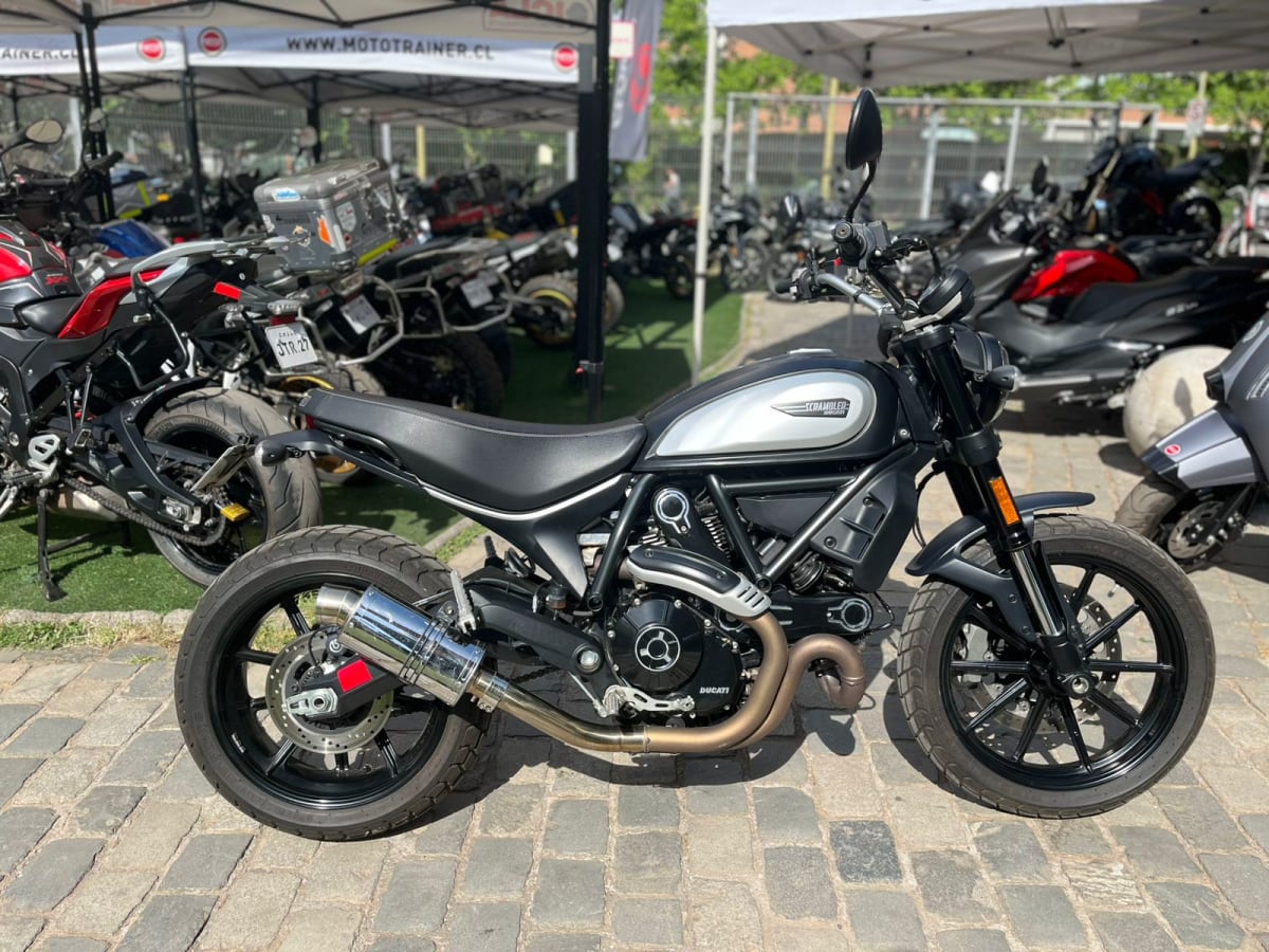 DUCATI SCRAMBLER 800 DARK 20222