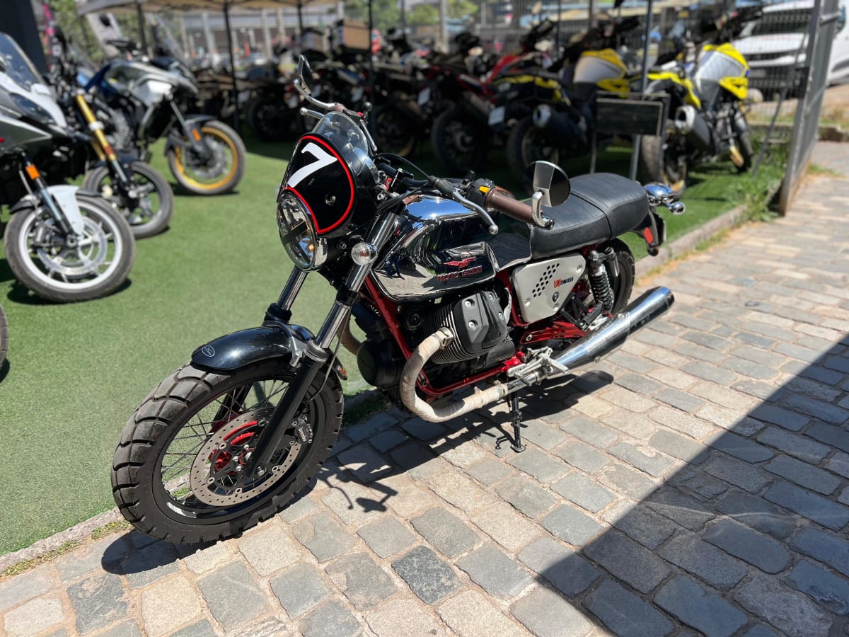 MOTO GUZZI V7 RACER 20137
