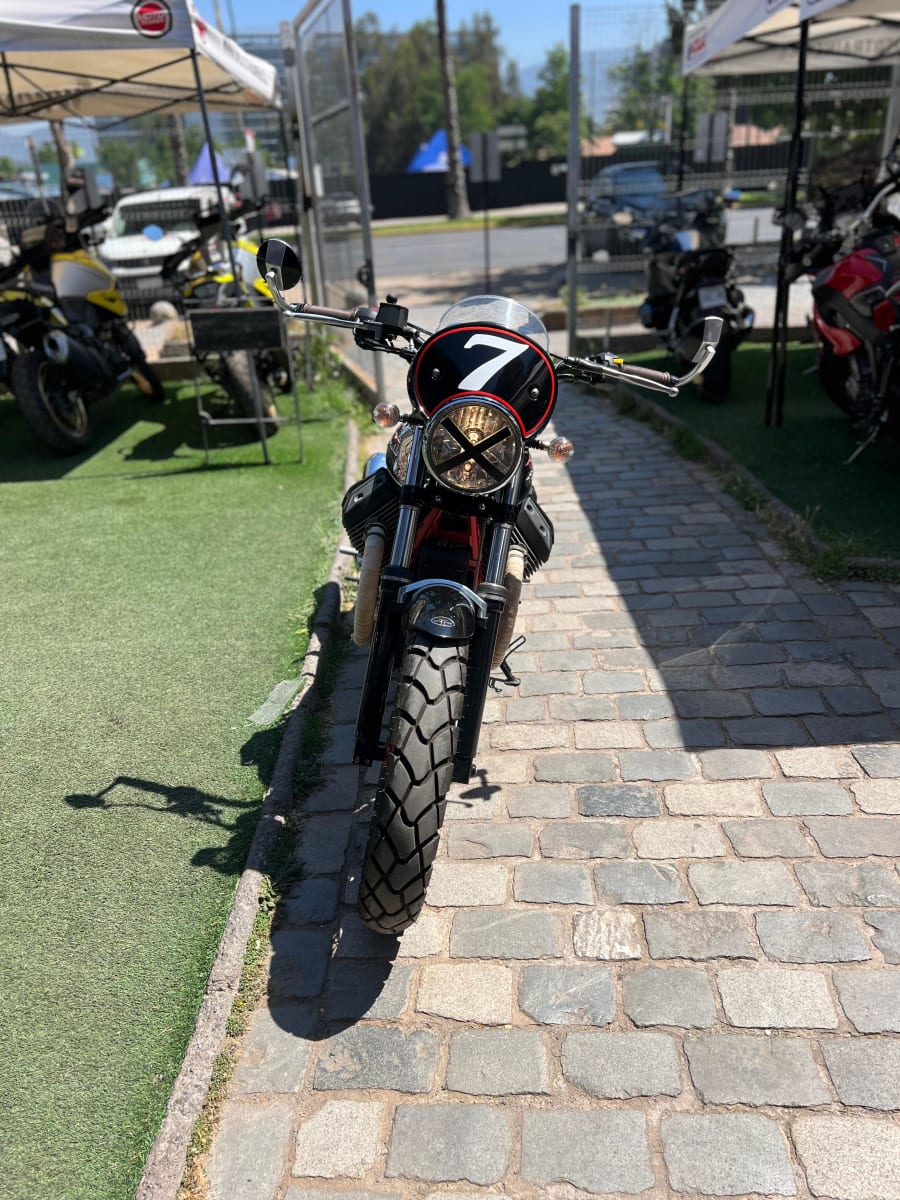 MOTO GUZZI V7 RACER 20138
