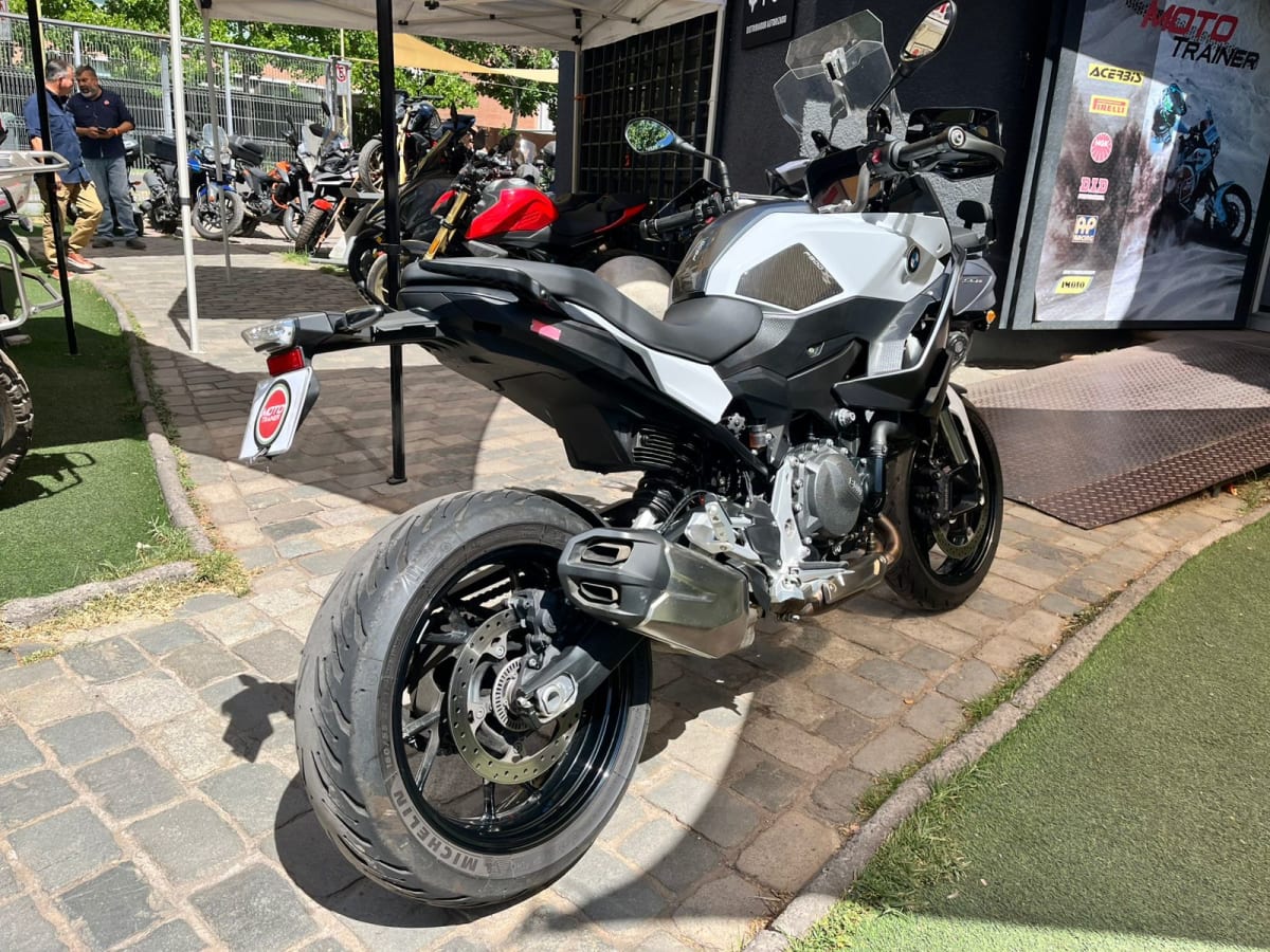 BMW F900 XR I 20243