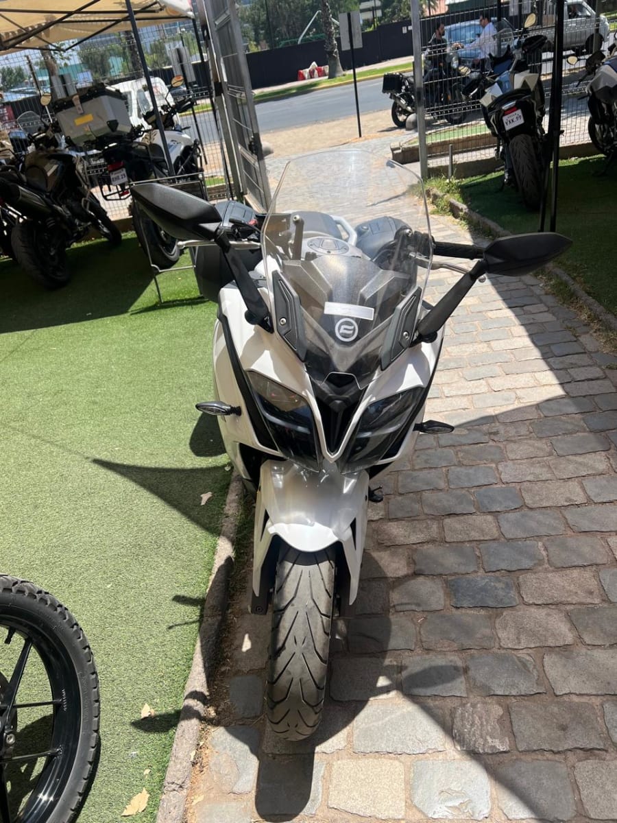 CFMOTO CF 650 GT 20231
