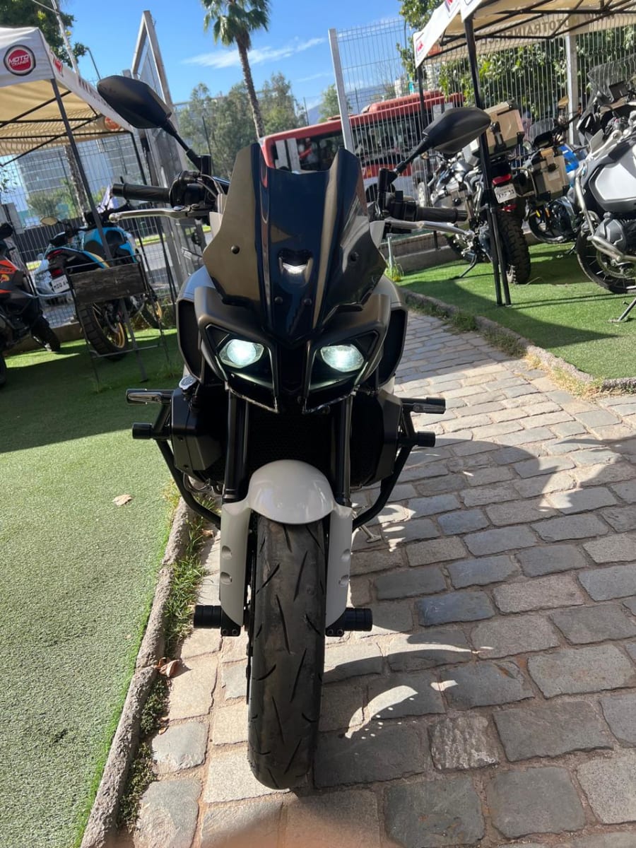 YAMAHA MT10 20228