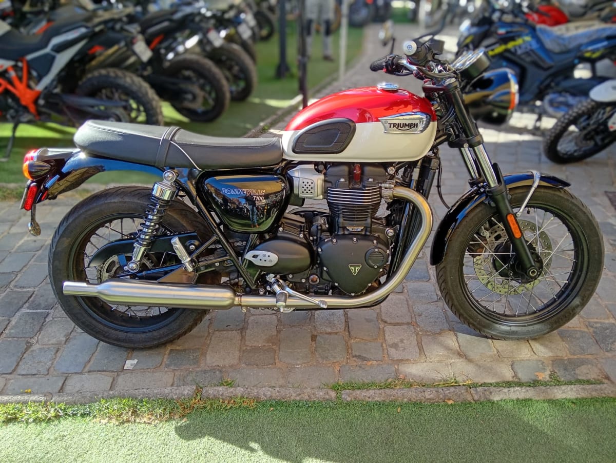 Triumph Bonneville T100 20242