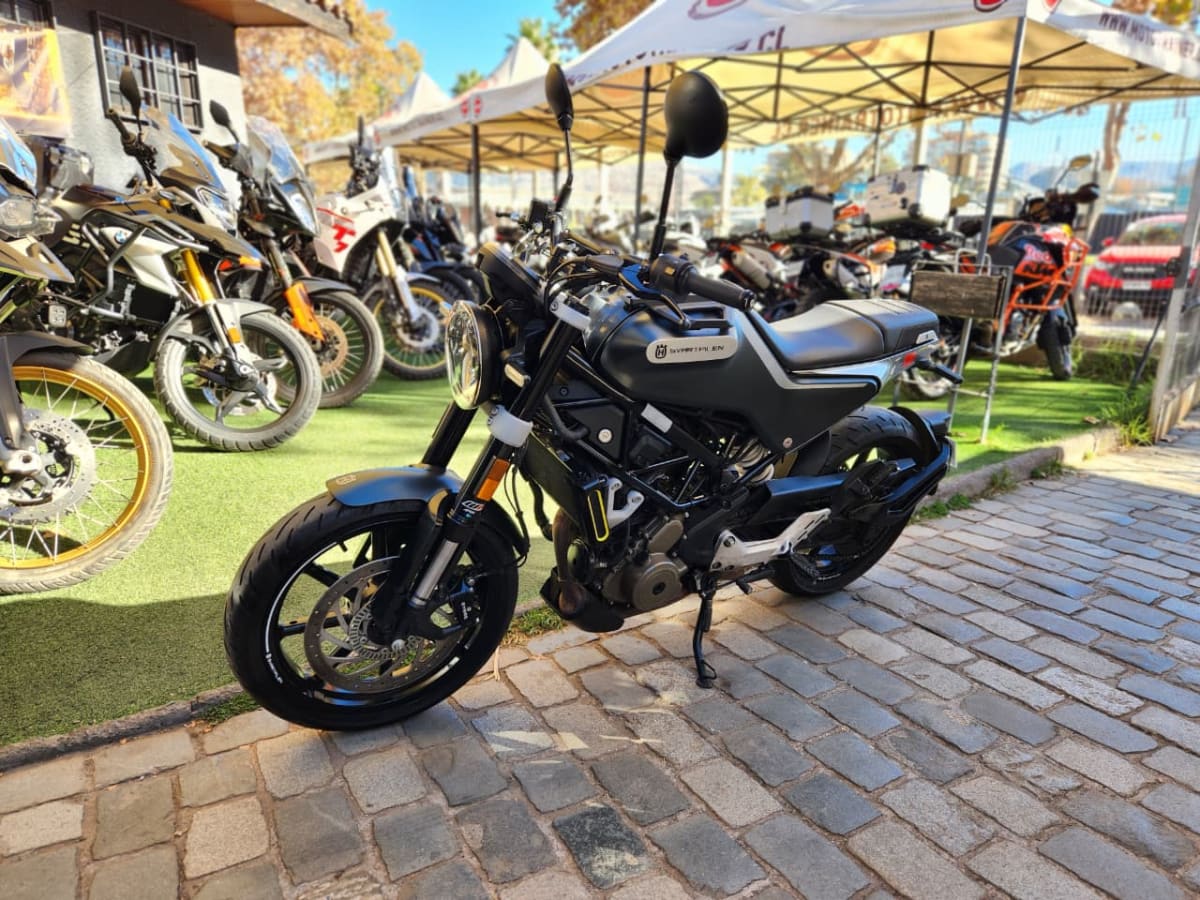 HUSQVARNA SVARTPILEN 250 20214