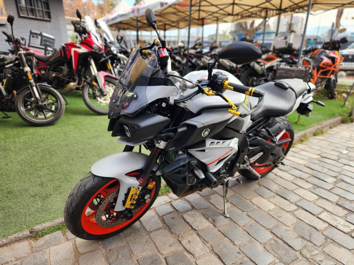 YAMAHA MT-10 20214