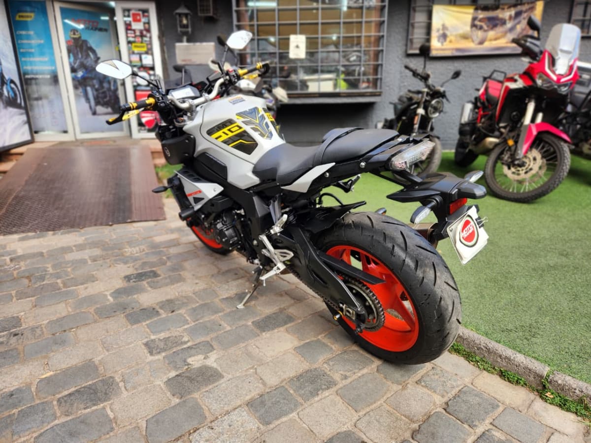 YAMAHA MT-10 20216