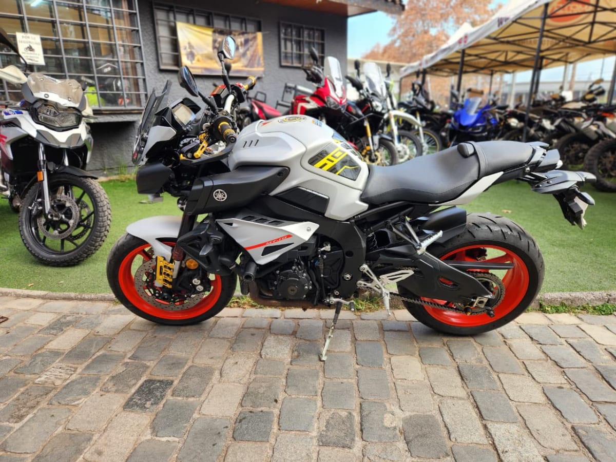 YAMAHA MT-10 20215