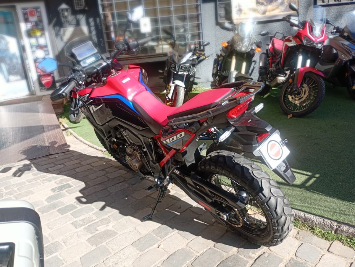 HONDA AFRICA TWIN 1100 LA AÑO 20246