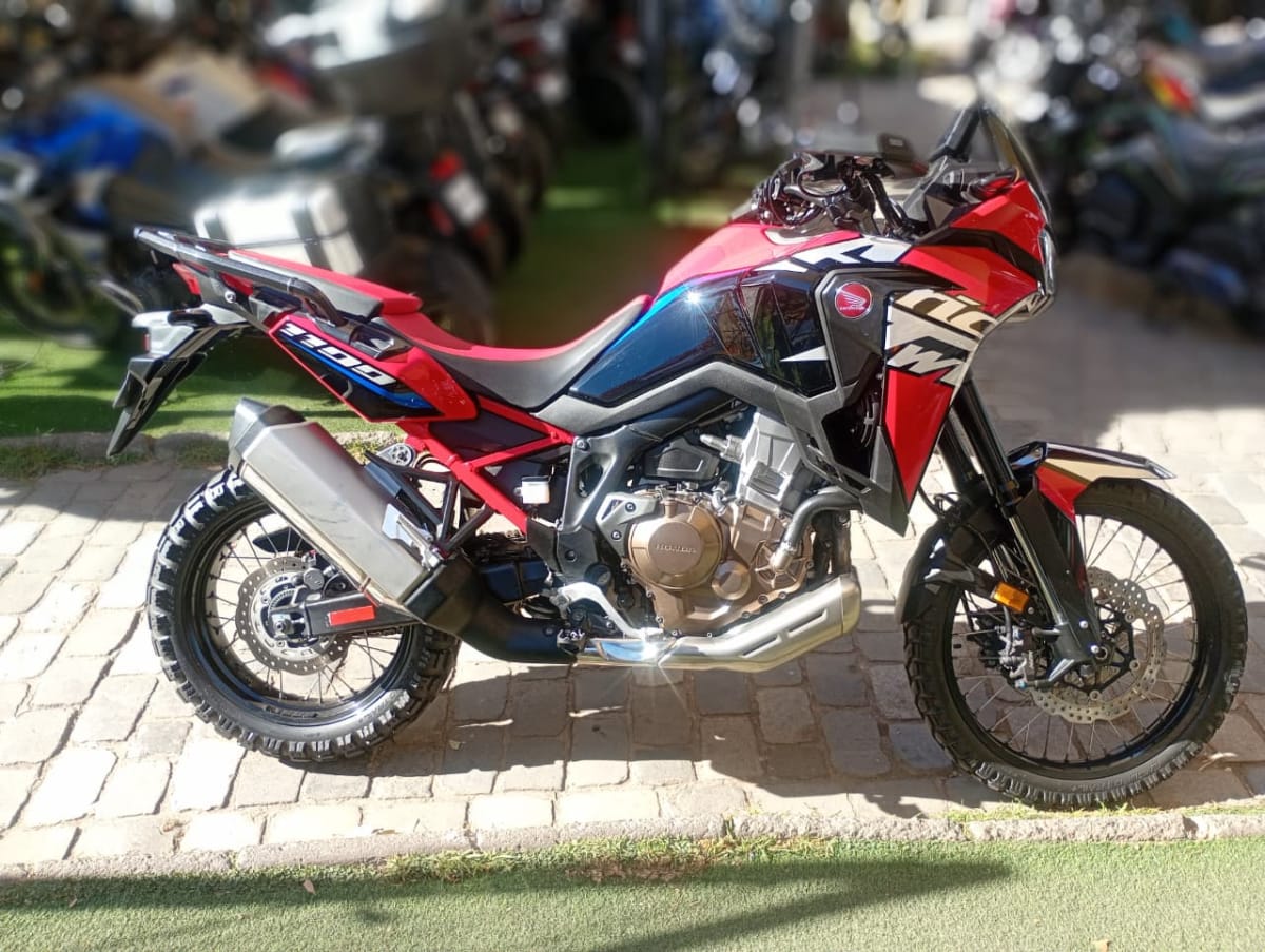 HONDA AFRICA TWIN 1100 LA AÑO 20242