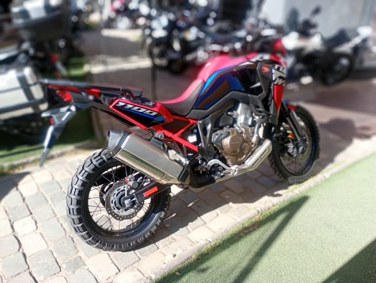 HONDA AFRICA TWIN 1100 LA AÑO 20243