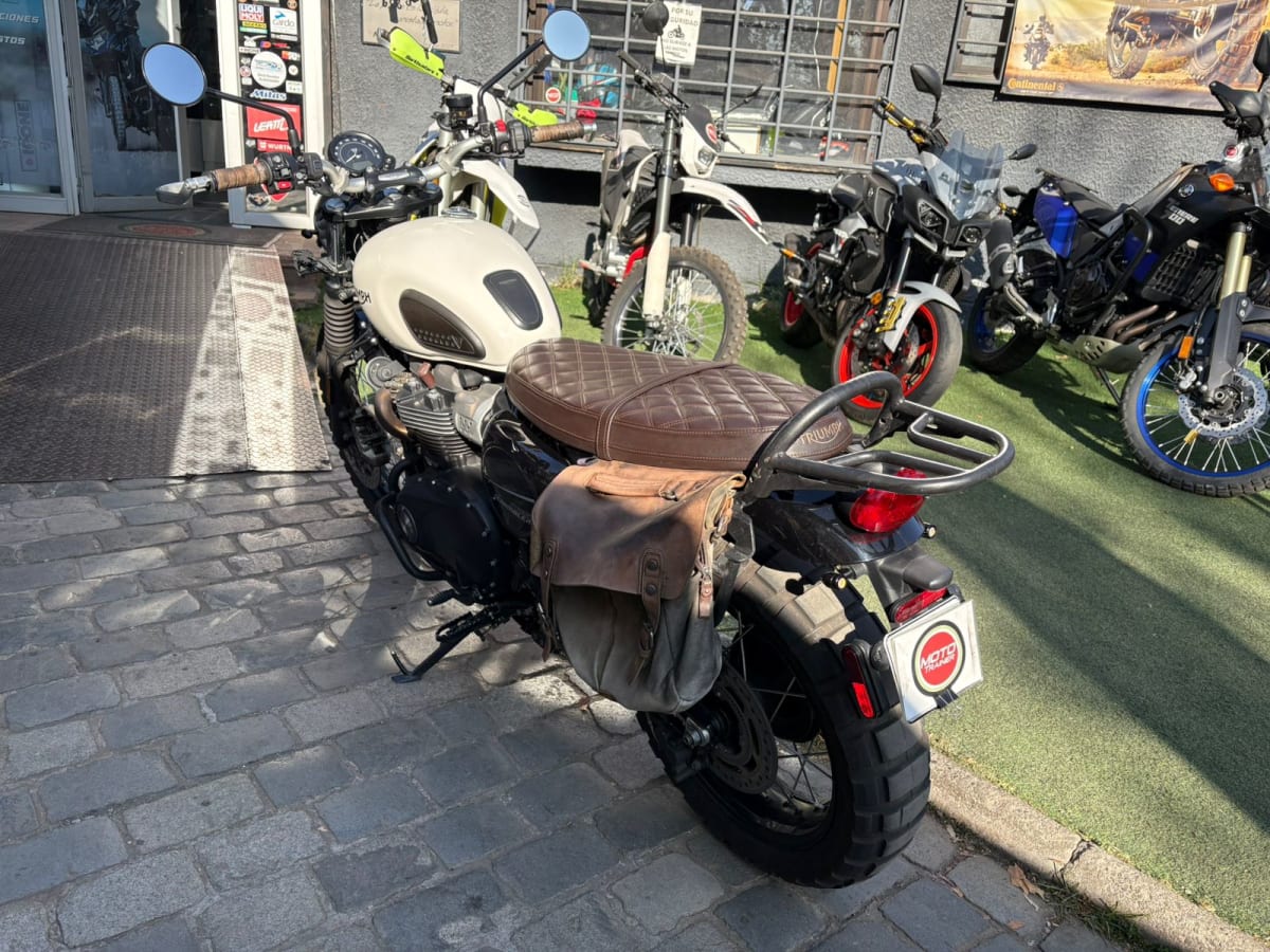 Triumph Street Scrambler 900 año 20206
