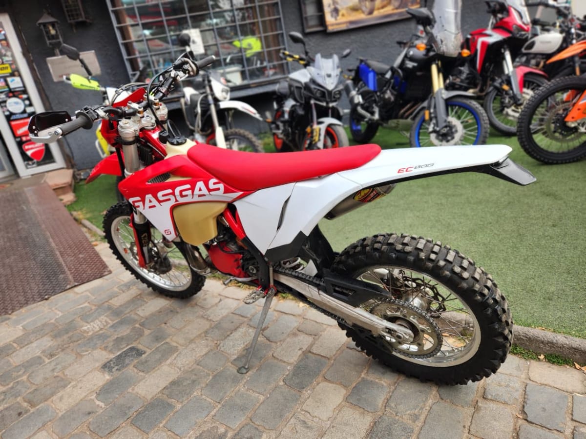 GAS GAS EC 300 AÑO 20222