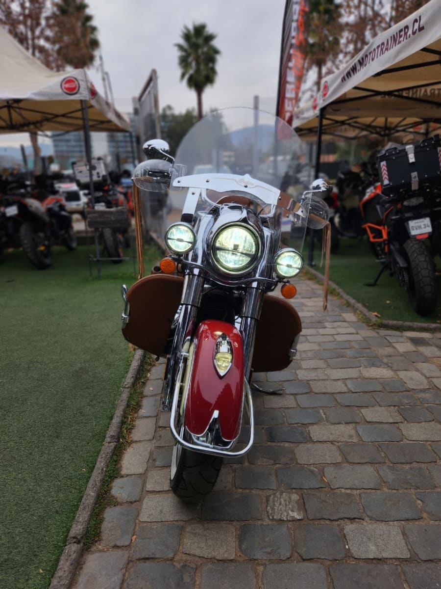 INDIAN CHIEF VINTAGE Año 20153
