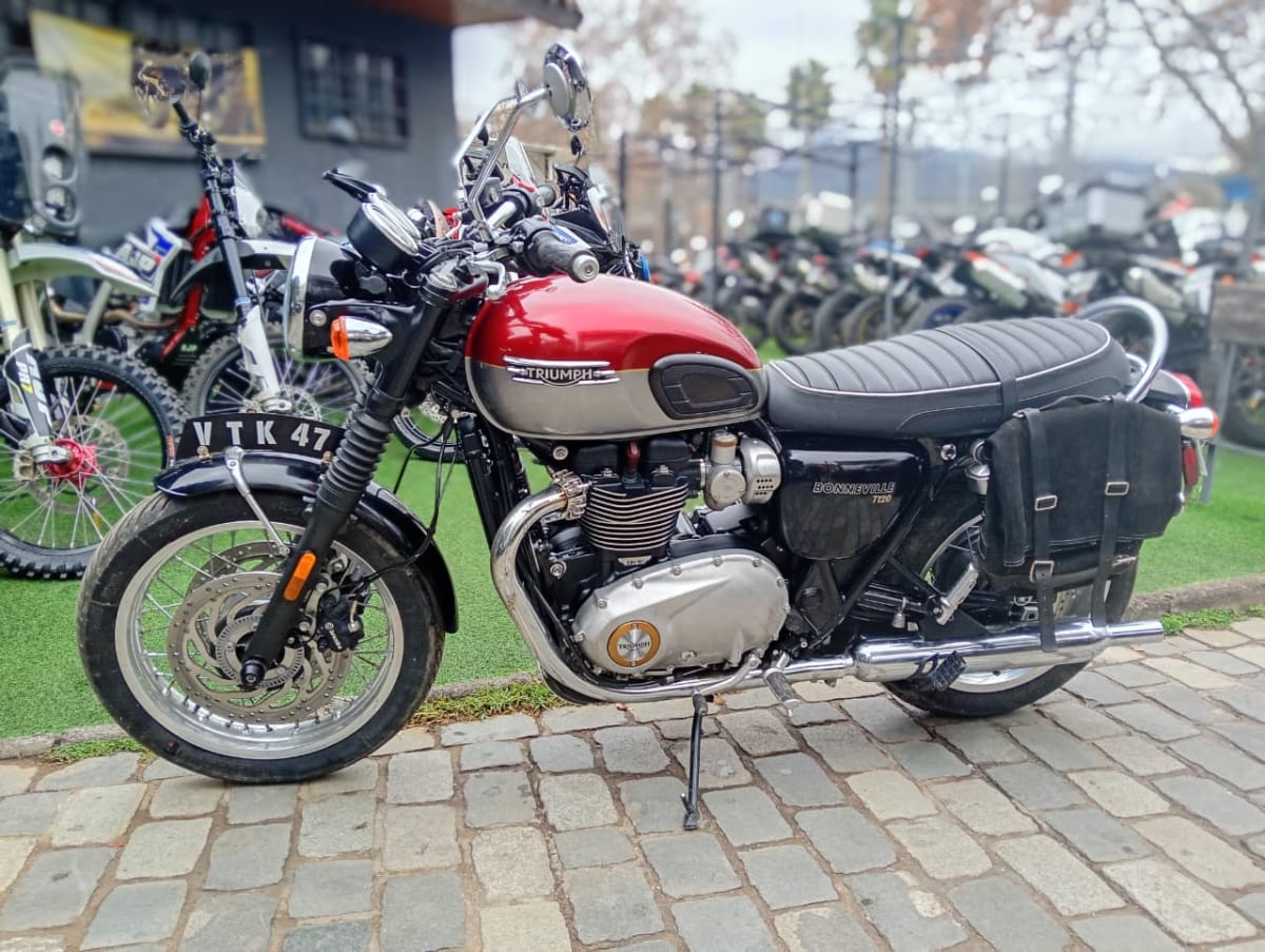 Triumph Bonneville T120 20231