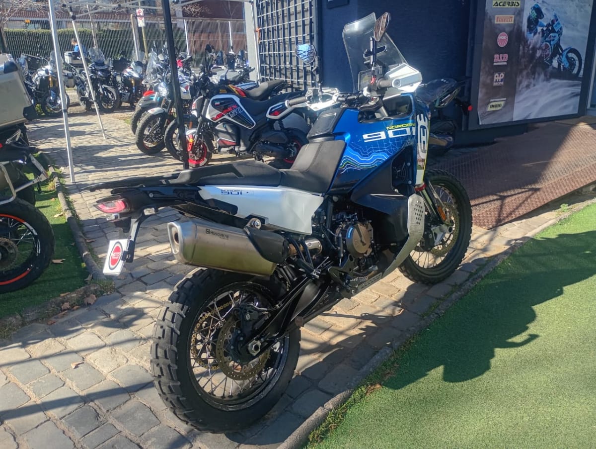 HUSQVARNA NORDEN 901 EXPEDITION 20242