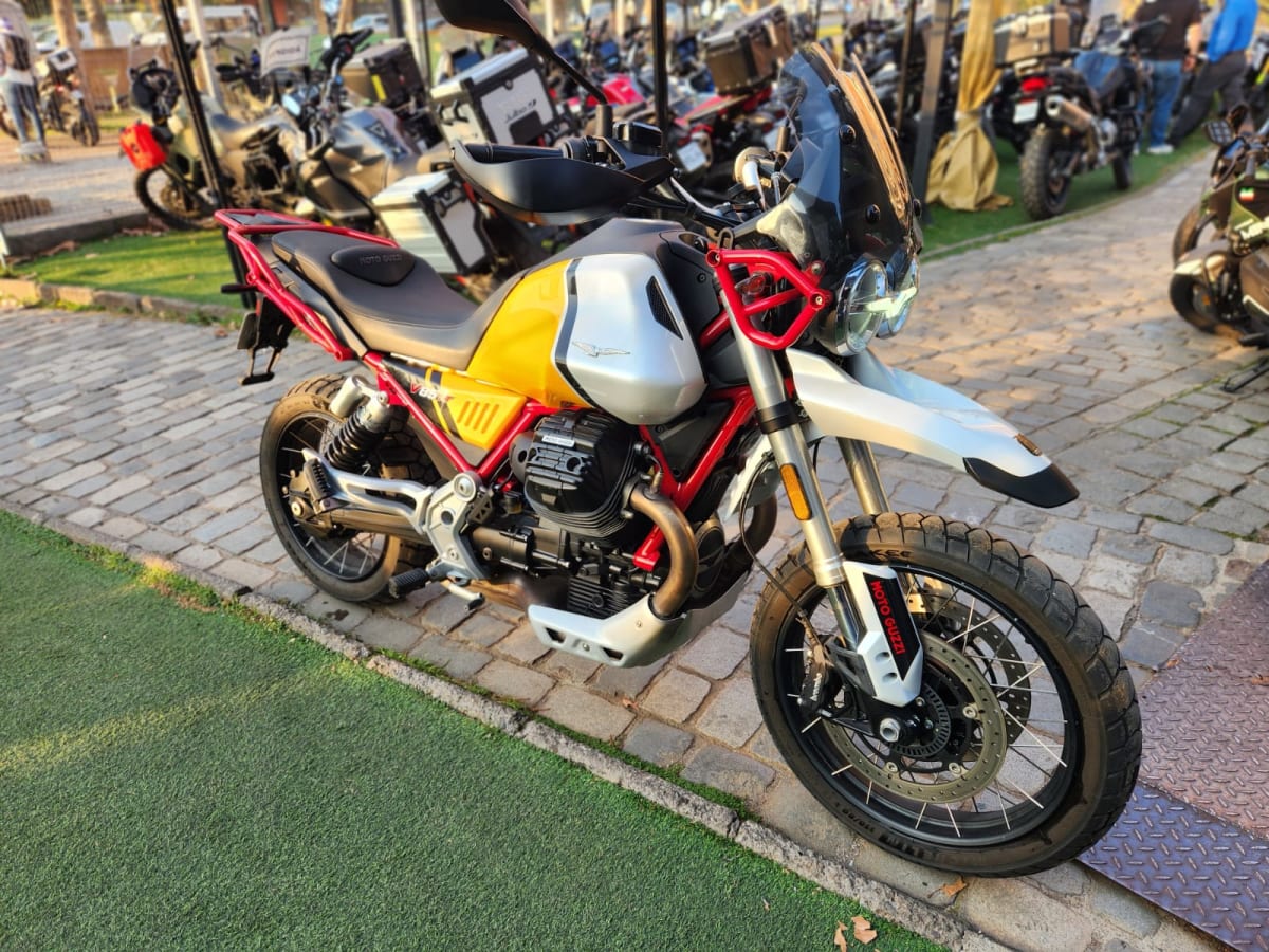 MOTO GUZZI V85TT año 20217