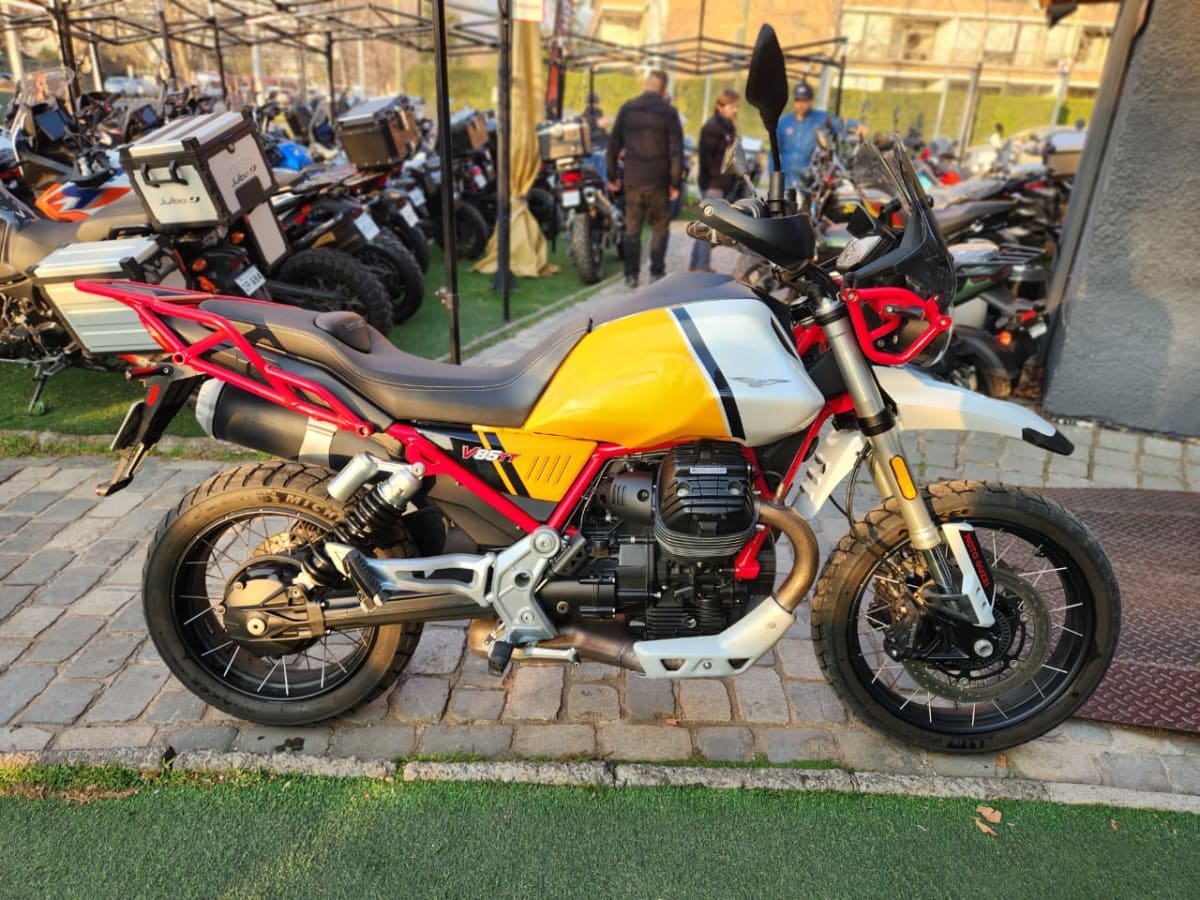 MOTO GUZZI V85TT año 20218