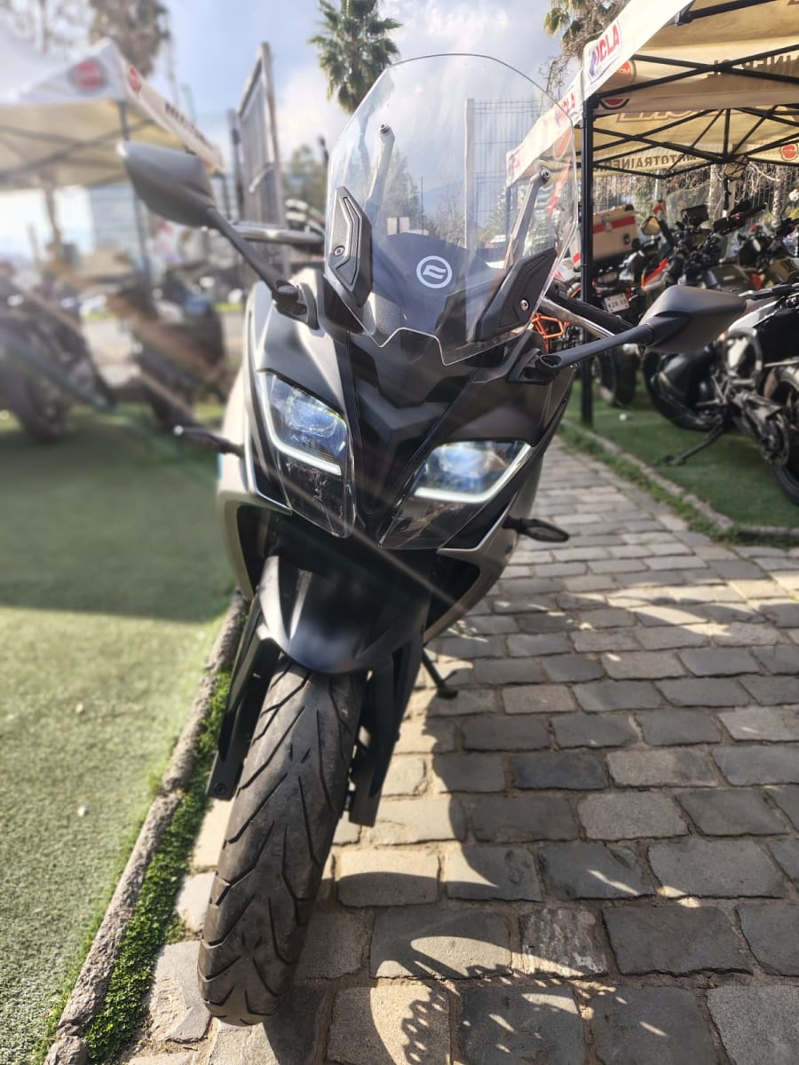 CFMOTO CF 650 GT 20238