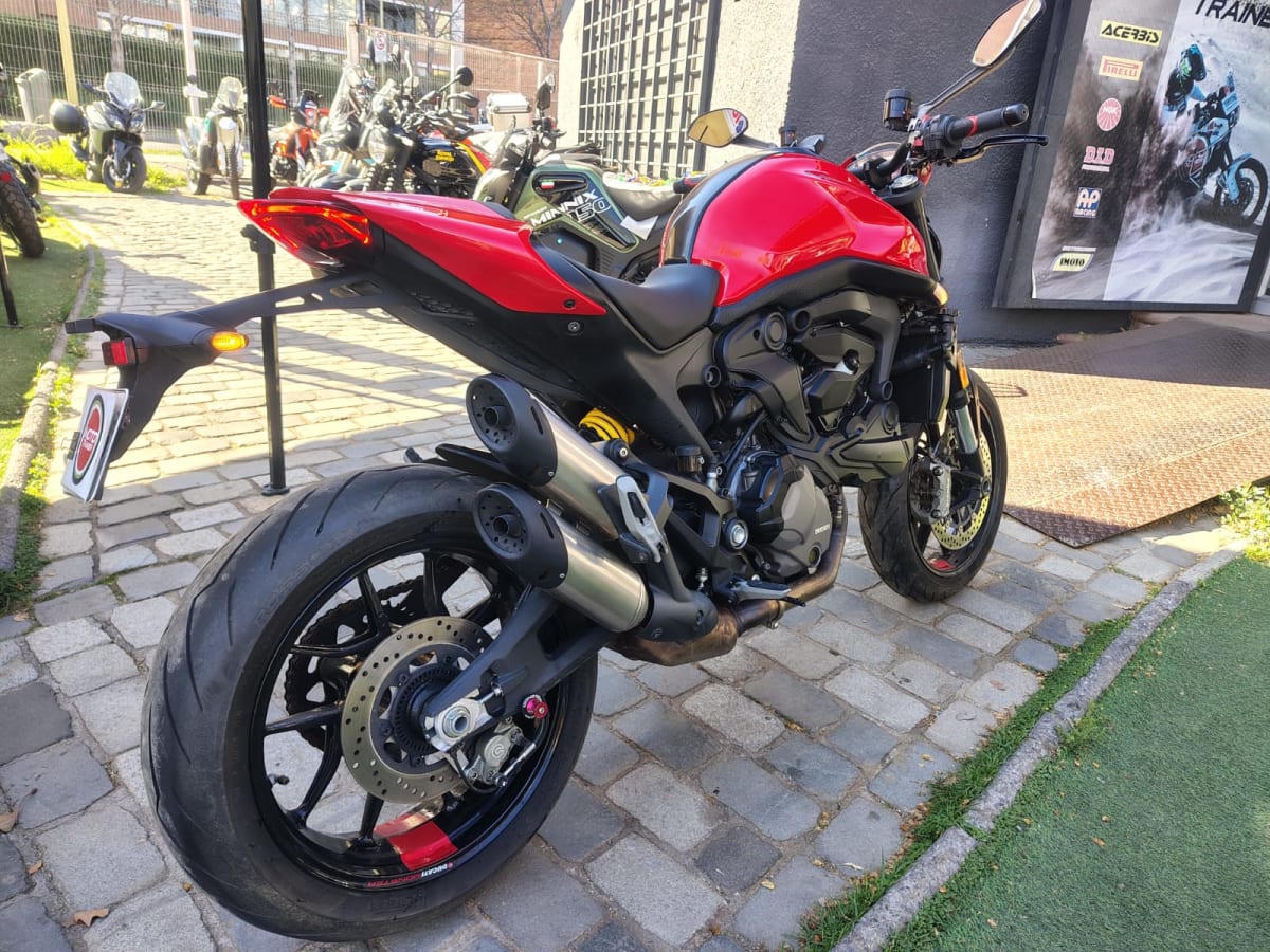 DUCATI MONSTER PLUS 950 20233