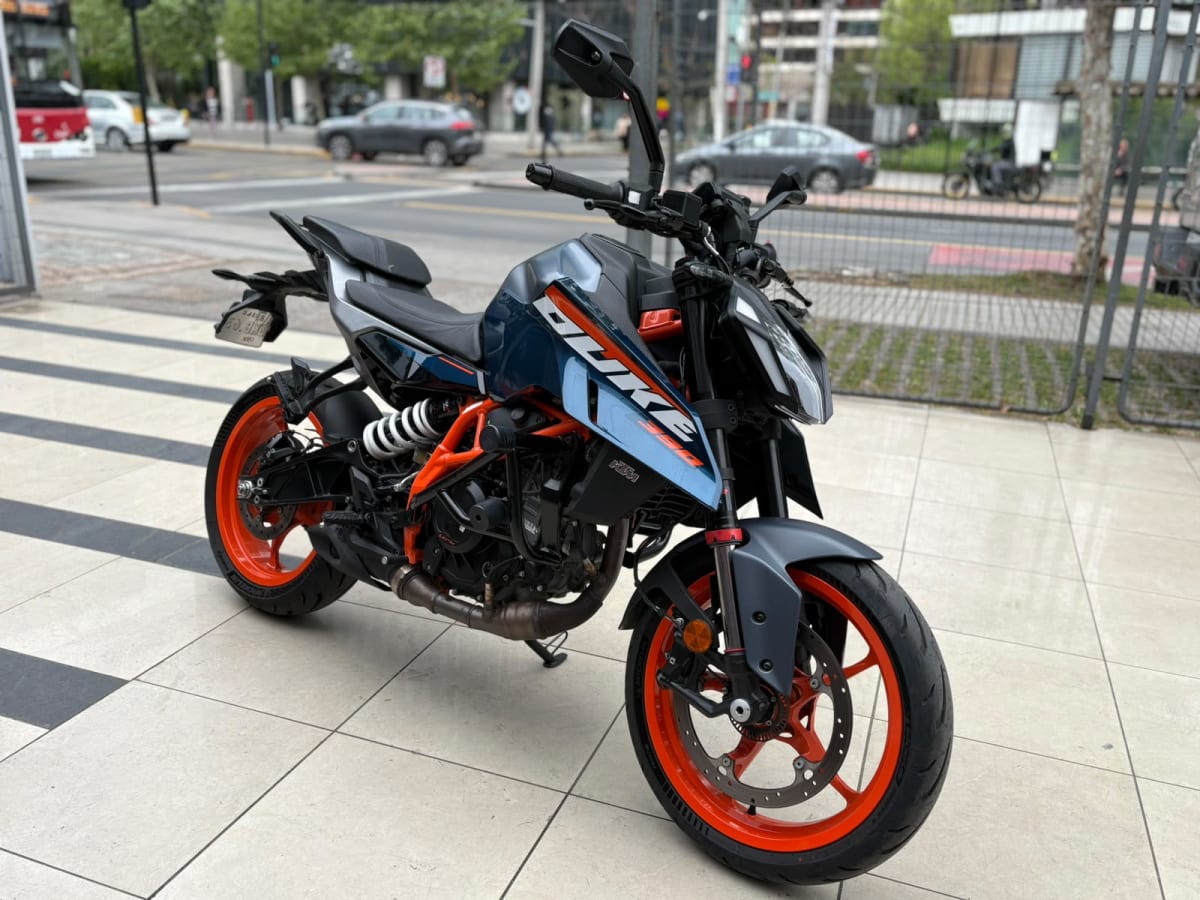 KTM DUKE 390 20251
