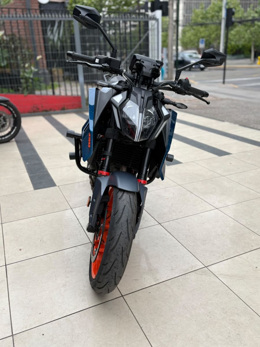 KTM DUKE 390 20258