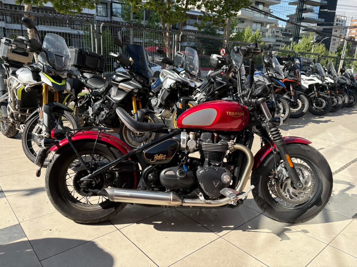 TRIUMPH BONNEVILLE BOBBER 20231