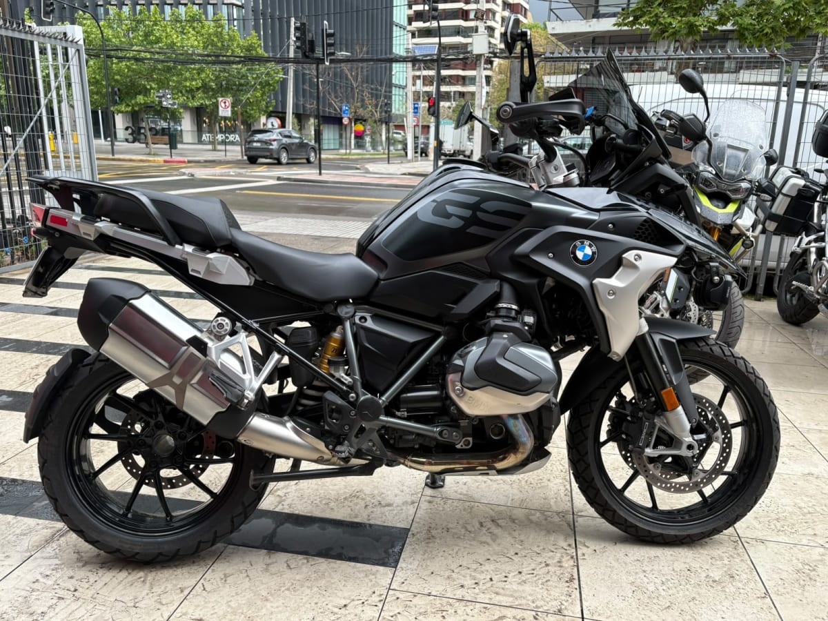 BMW R1250 GS II TRIPLE BLACK 20212