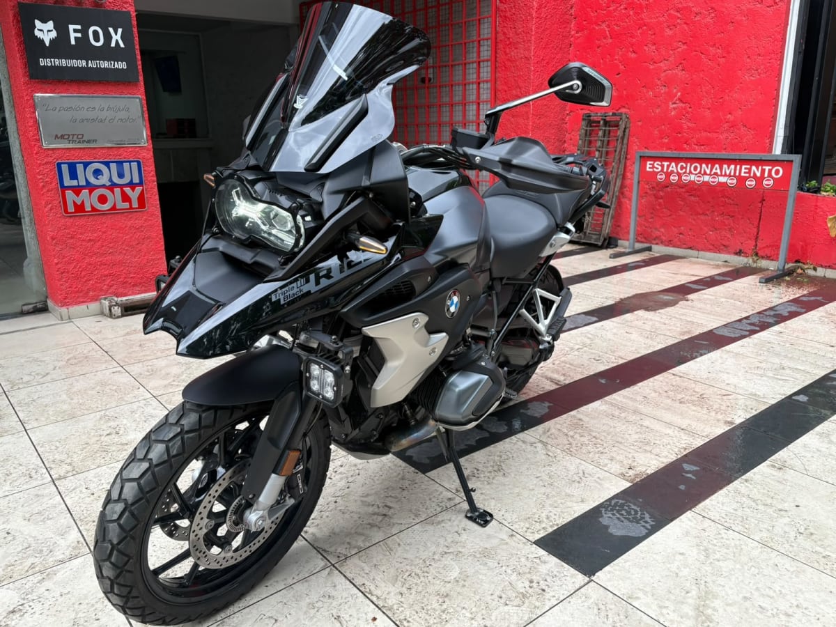 BMW R1250 GS II TRIPLE BLACK 20214