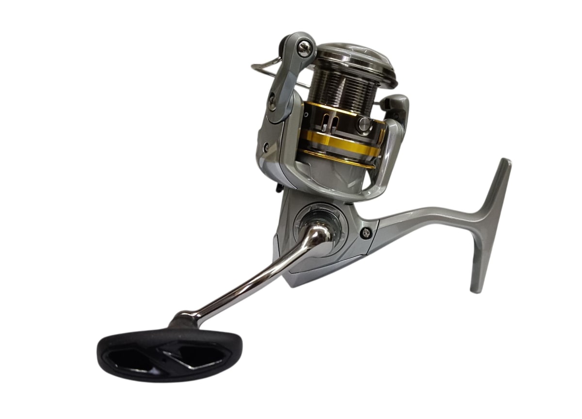 CARRETE NEW AVENGER 5000B2
