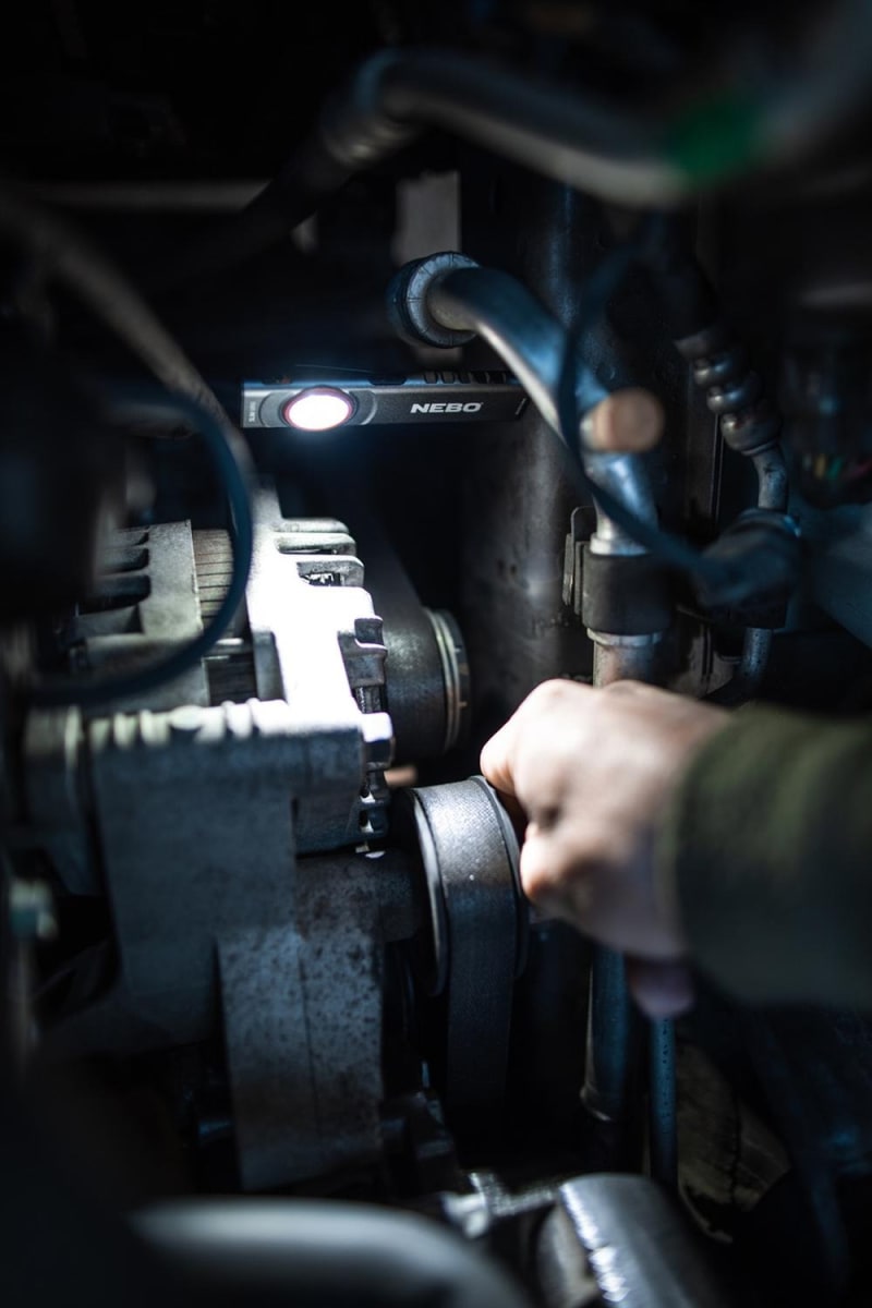 LINTERNA NEBO SLIM MINI 250 LUMENS6