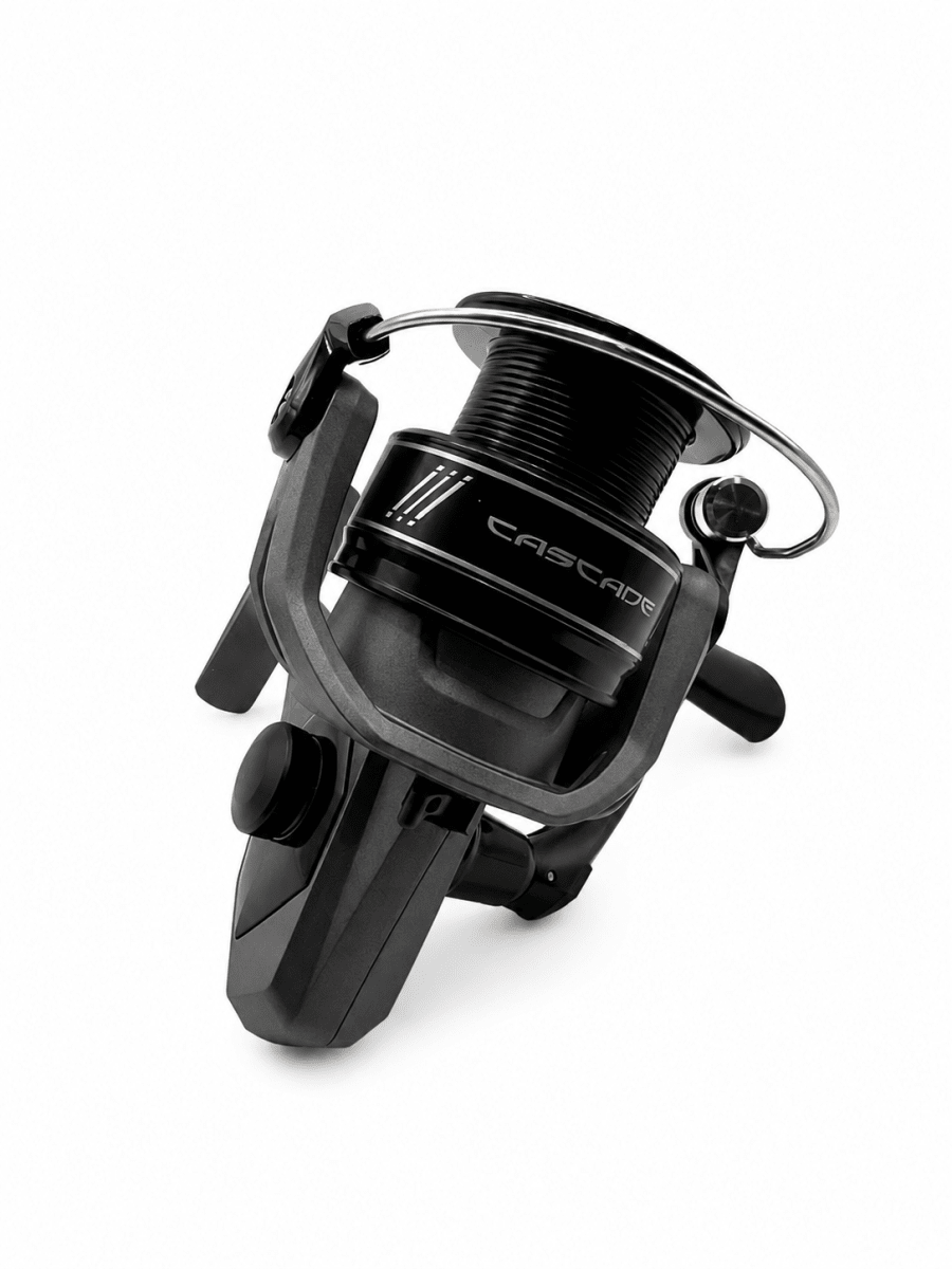CARRETE OKUMA CASCADE CA-40002
