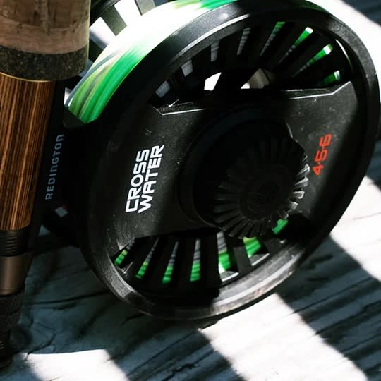 CARRETE MOSQUERO REDINGTON CROSS WATER1