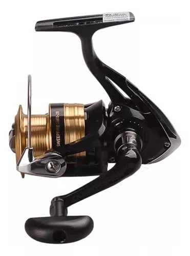 CARRETE DAIWA SWEEPFIRE2