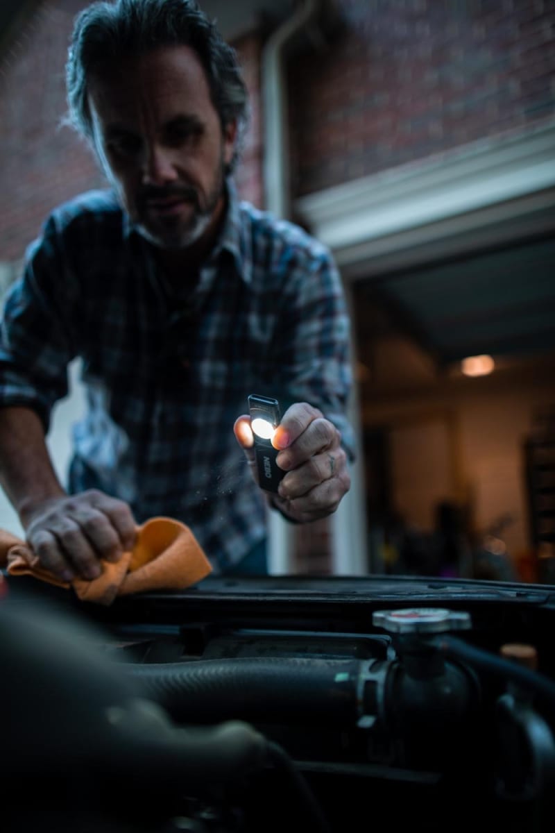 LINTERNA NEBO SLIM MINI 250 LUMENS7