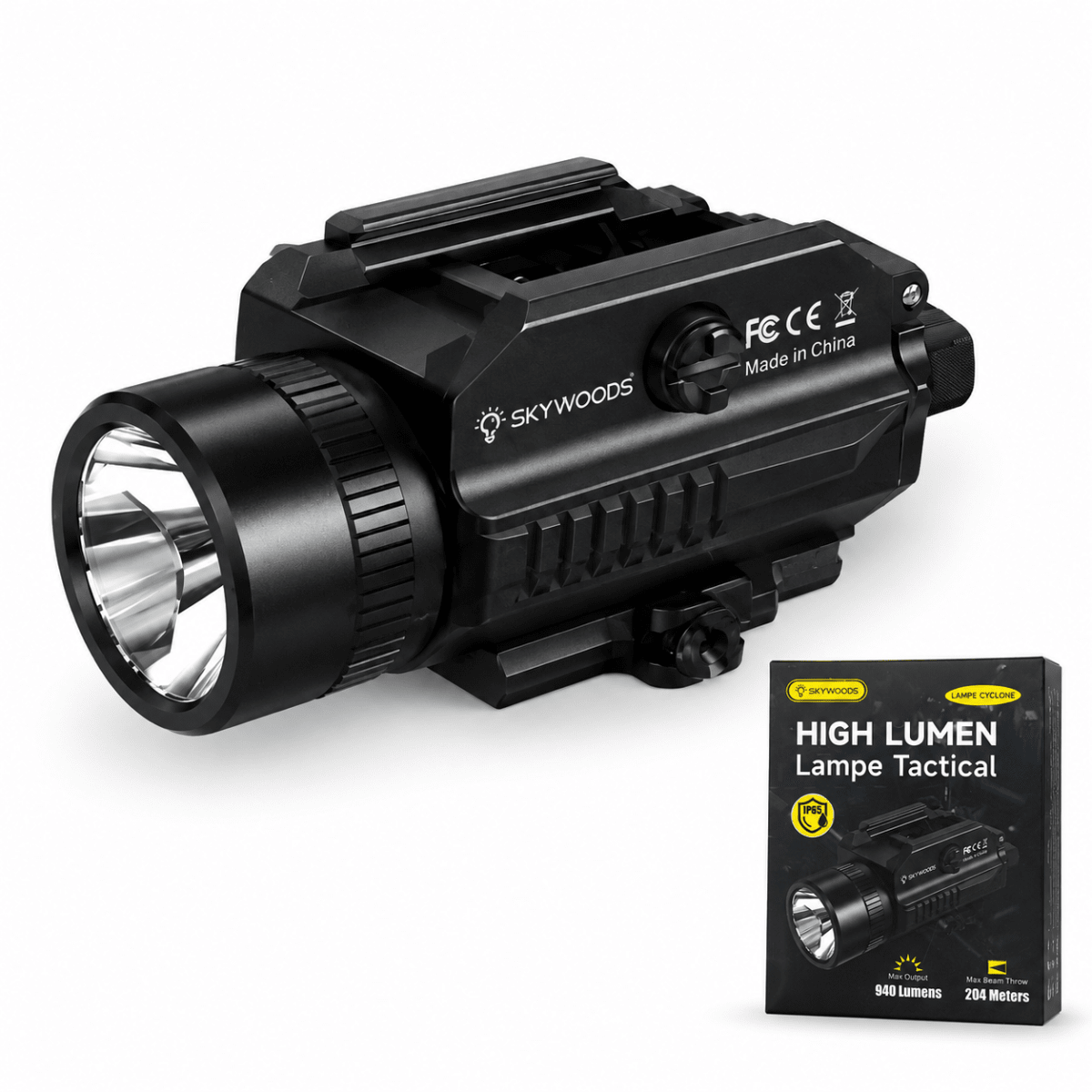 LINTERNA TACTICA 940 LUMENS1