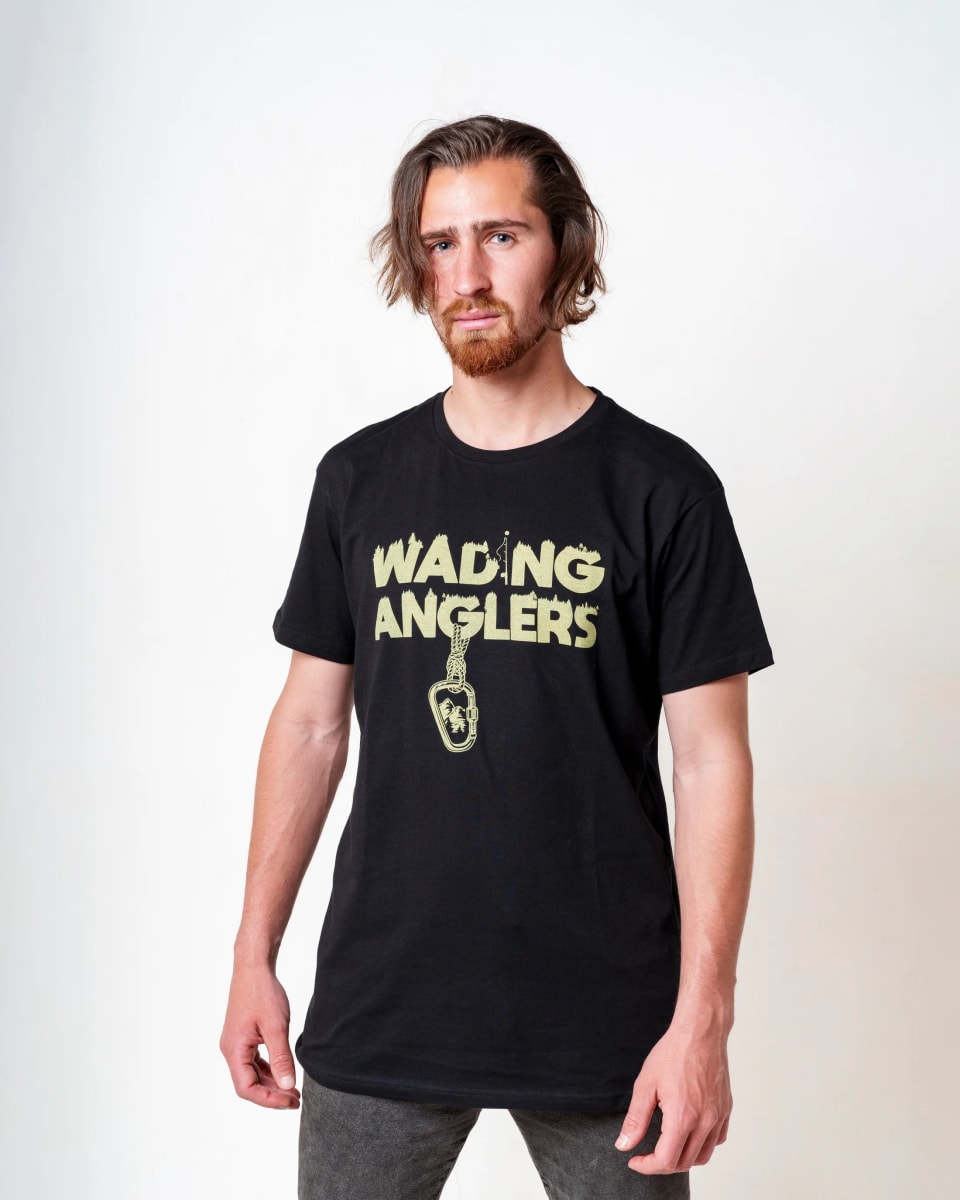 Polera Pesca Y Montaña Negra Hombre2