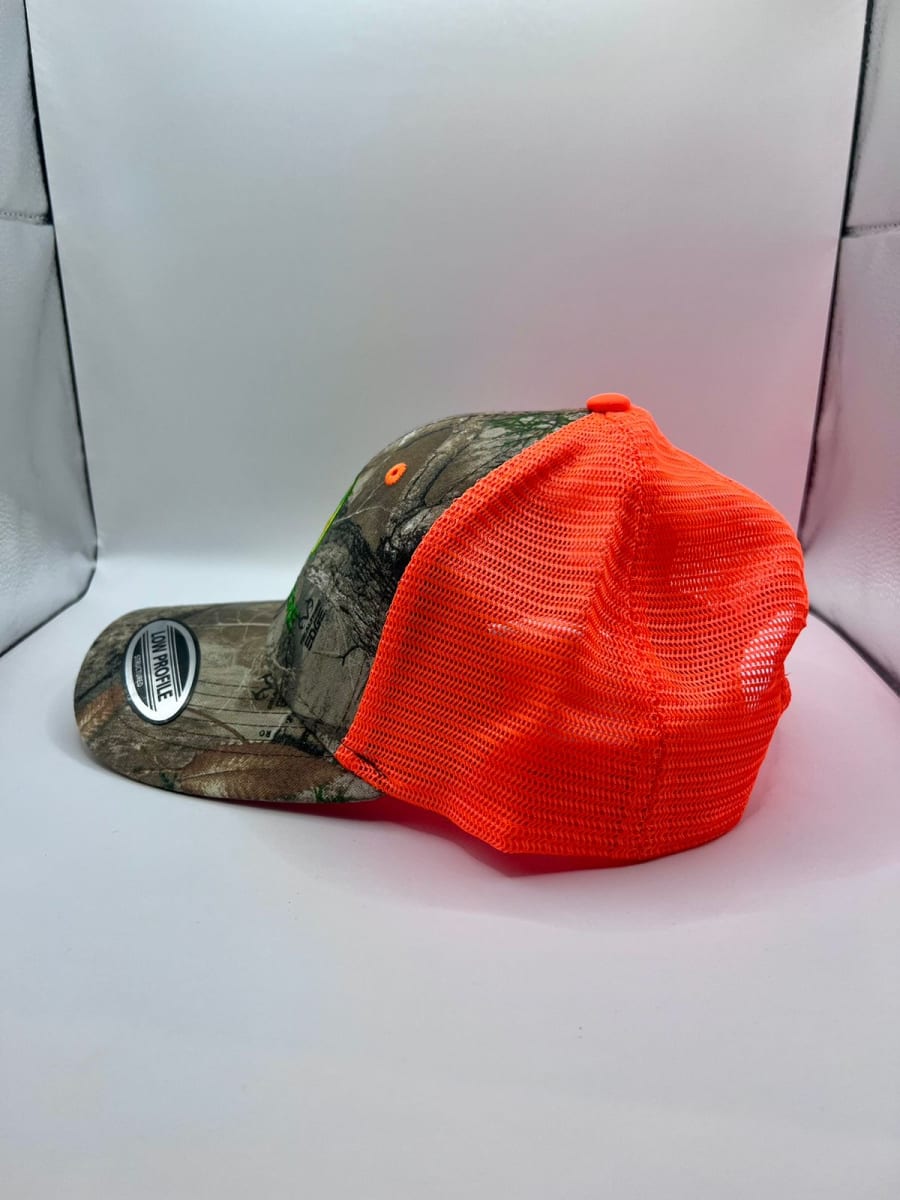 GORRO JOHN DEERE CAMO CON MALLA NARANJA2