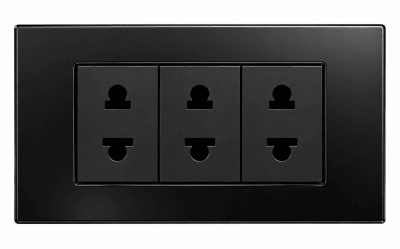 Tomacorriente triple negro Cubull L2-0152
