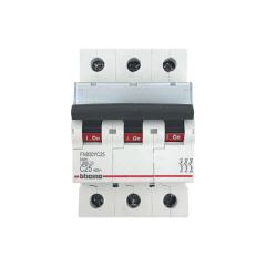 Interruptor termomagnético trifásico 3x25amp BTICINO