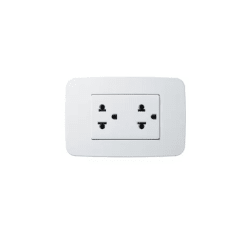 Toma corriente doble a tierra blanco Bticino comercial