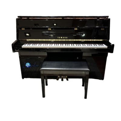 Piano vertical Yamaha JU109 PE