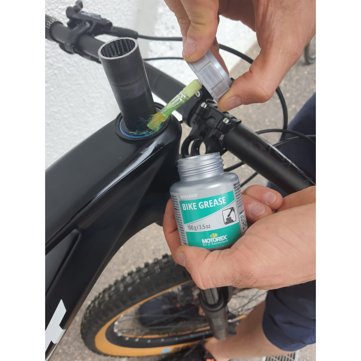 MOTOREX BIKE  GREASE 100 GRS.2