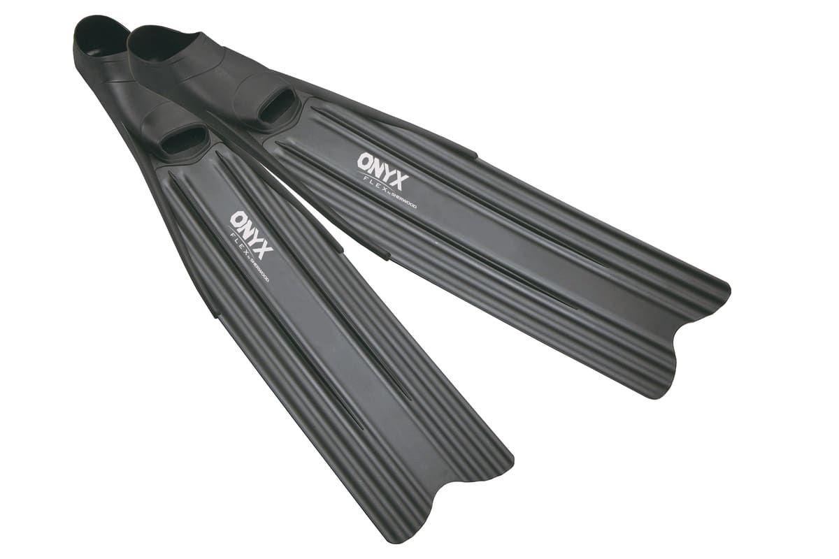Sherwood Aletas Onyx / Negro1