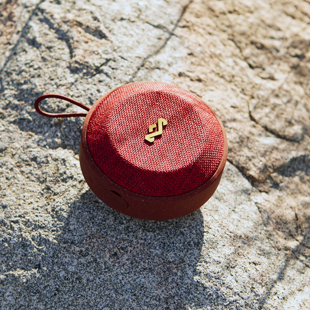 The House Of Marley Parlante No Bounds - Red7