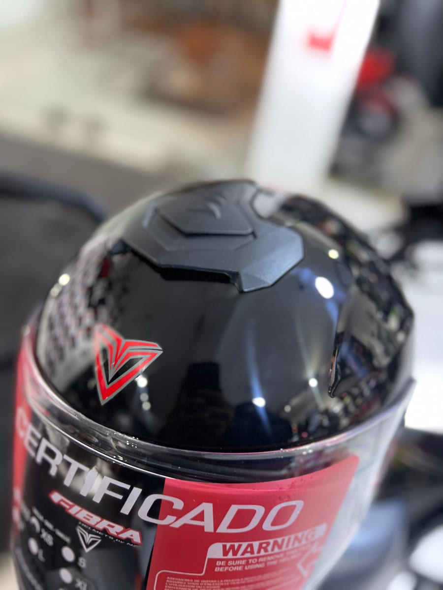 CASCO INTEGRAL FIBRA GIGA NEGRO SOLID BRILLO2