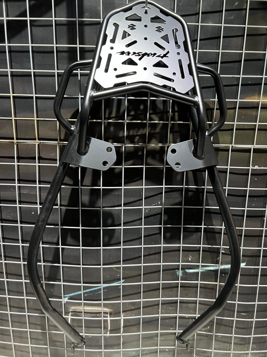 PARRILLA PULSAR NS200 / NS160  2021 - 2024 DEPORTIVO -RK1