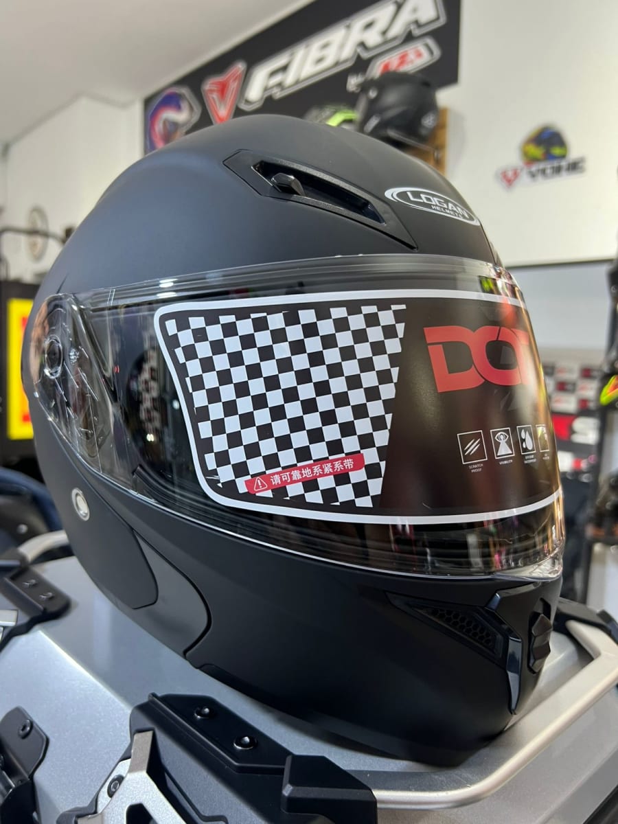 CASCO ABATIBLE LOGAN L1 NEGRO MATE2