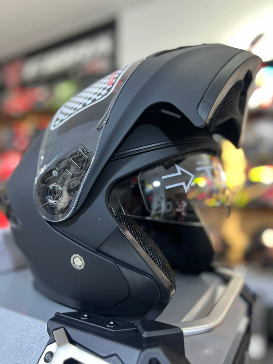 CASCO ABATIBLE LOGAN L1 NEGRO MATE4