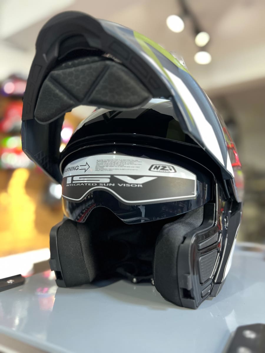 CASCO ABATIBLE FIBRA TERA DUO BRILLO CHROMA KENAU GREEN4