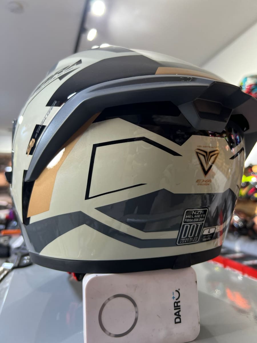 CASCO INTEGRAL FIBRA EXA DUO DELVON CREMA DORADO4